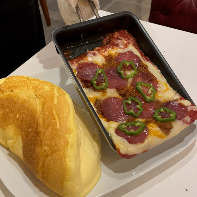 User's recommendation image for シカゴピザ＆スフレオムレツ Meat&Cheese ARK2nd 新宿店
