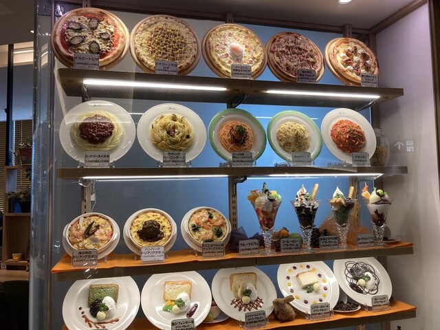 用户对于ダイニングカフェSenka 福岡空港店的评论高清图