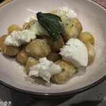 用户对于オービカ モッツァレラ バー 六本木ヒルズ店的评论图