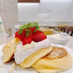 User's review image for 幸せのパンケーキ 福岡天神店
