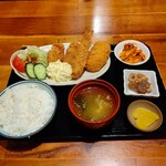 用户对于三五食堂的评论图