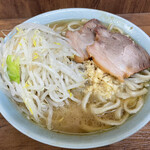 用户对于ラーメン二郎 池袋東口店的评论图