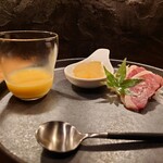 用戶對於ワインと炭火串焼 銀座 荻的評論圖