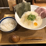 User's review image for 麺や 信希
