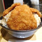 用户对于新潟カツ丼 タレカツ 神保町すずらん通り店的评论图
