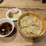 用户对于かね田的评论图