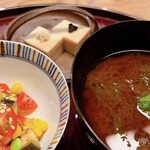 用戶對於六雁的評論圖