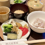 用户对于阿古屋茶屋的评论图