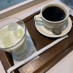用户对于BOOK COMPASS Cafe エキュート東京店的评论图