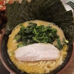 用户对于横浜家系ラーメン 武田家 旭川店的评论图