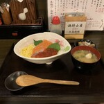 用户对于舞鶴港 漁師小屋的评论图