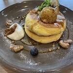 用戶對於EVERYONEs CAFE的評論圖