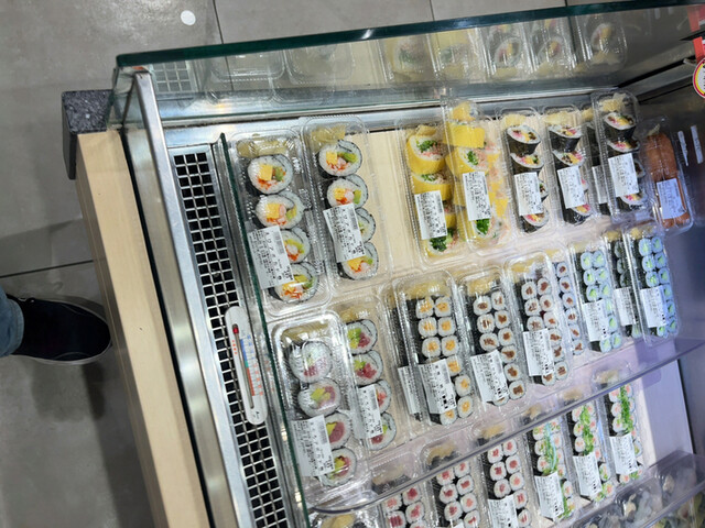 用戶對於ちよだ鮨 西友荻窪店的評論高清圖