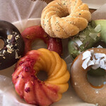 用户对于NAYAMACHI DONUTS 君に、あげる的评论图