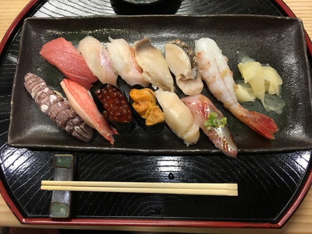 用户对于すし処さかい的评论高清图