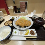 用戶對於とんかつ 知青的評論圖