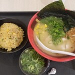 用戶對於ラーメン 横綱 みのおキューズモール店的評論圖