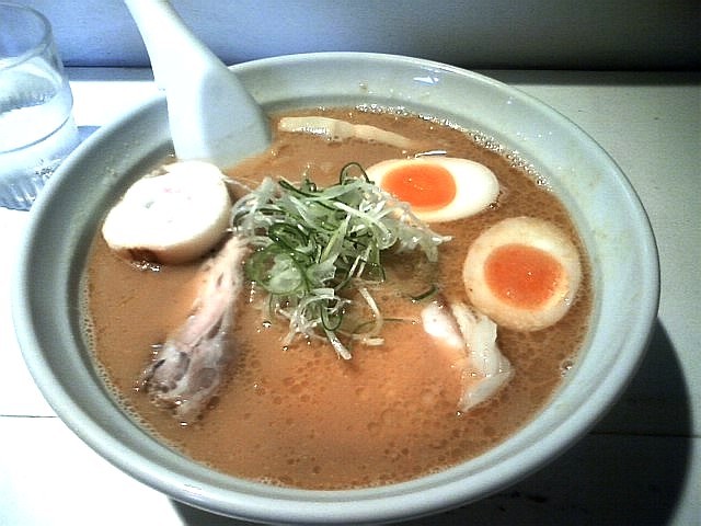 用户对于マルエス食堂的评论图