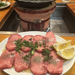 User's review image for 焼肉ホルモン 万千