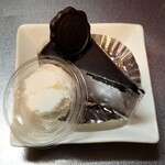 User's review image for モーツアルト 自由が丘北口売店