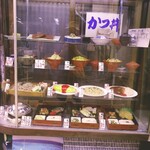 用户对于お食事処　つる食的评论图