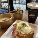 User's review image for グローバル リング カフェ