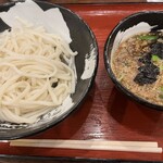 用户对于ごん蔵的评论图