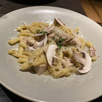 用戶對於tavern on S <es>的評論圖