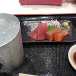 用户对于海鮮丼の駅前 阪神梅田店的评论图