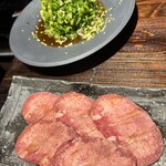 用戶對於黒毛和牛とタンとハラミ 焼肉ごりちゃん 心斎橋店的評論圖