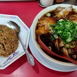 用户对于新福菜館 伏見店的评论图