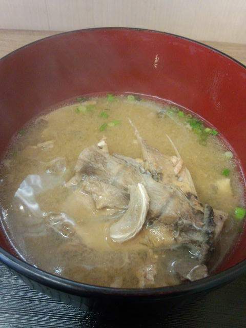 用戶對於湾岸市場的評論圖