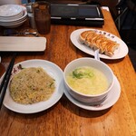 用戶對於大阪王将 天神新天町店的評論圖