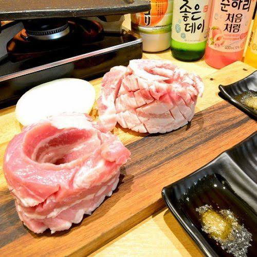 用戶對於韓国料理豚ブザ 新宿店的評論圖