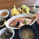 用户对于漁港めし的评论图