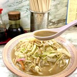 用戶對於金龍食堂的評論圖