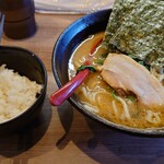 用戶對於横浜家系らーめん 三元 北大前店的評論圖