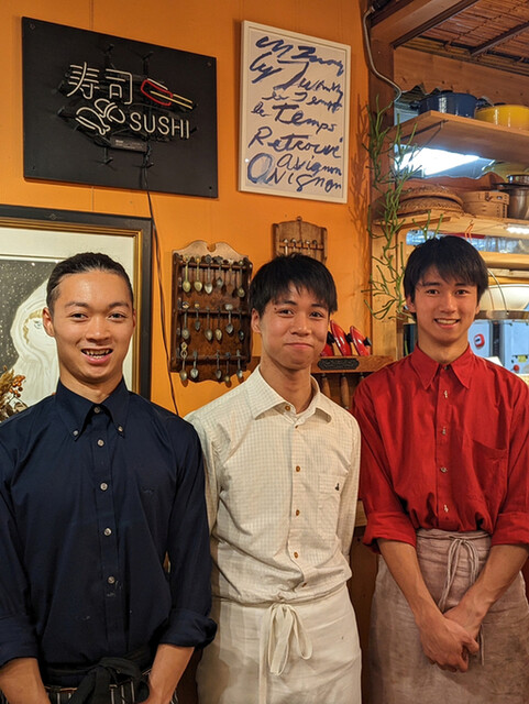 用户对于NOMI RESTAURANT的评论高清图