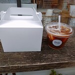 用户对于アンズトモモ的评论图