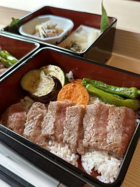 用户对于肉と庭 まつを的评论高清图
