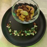 用戶對於爬虫類バー ゴルゴーン的評論圖