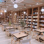 用戶對於LAMP LIGHT BOOKS CAFE的評論圖