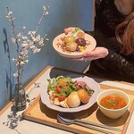 用户对于小春日和 TOKYO的评论图