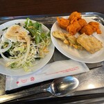 用户对于クリスタル ジョジョ 栄町店的评论图