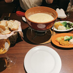 用户对于チーズフォンデュ＆ステーキ＆ワイン ケルン 本店的评论图