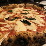 用户对于Pizzeria Bar Trico 新橋本店的评论图