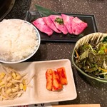 用戶對於焼肉の三是 新宿店的評論圖