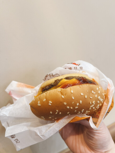 用户对于バーガーキング ＪＲ小樽駅店的评论高清图