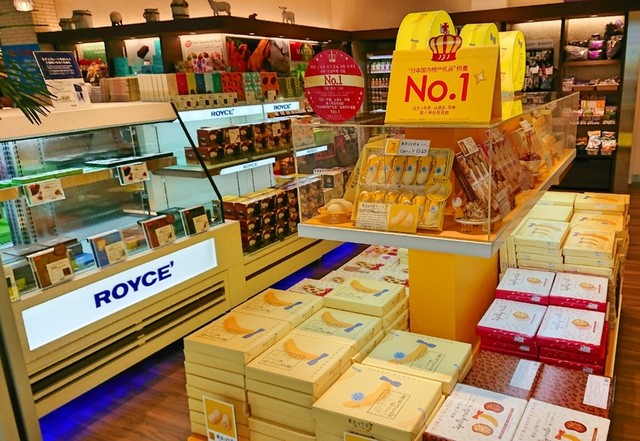 用户对于スノーショップ 国際線店的评论高清图
