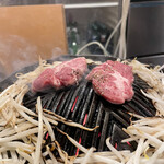 用戶對於羊肉炭火焼 肉汁屋的評論圖